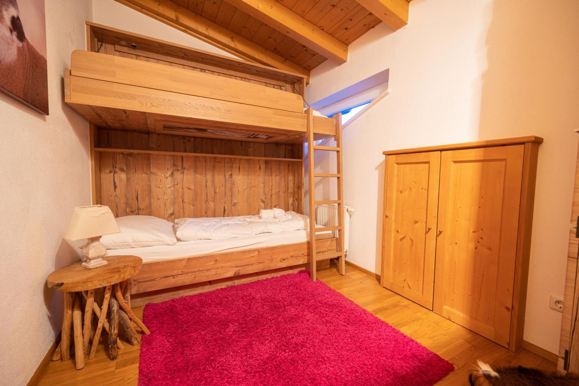 קפרון All Seasons Lodge By All In One Apartments מראה חיצוני תמונה