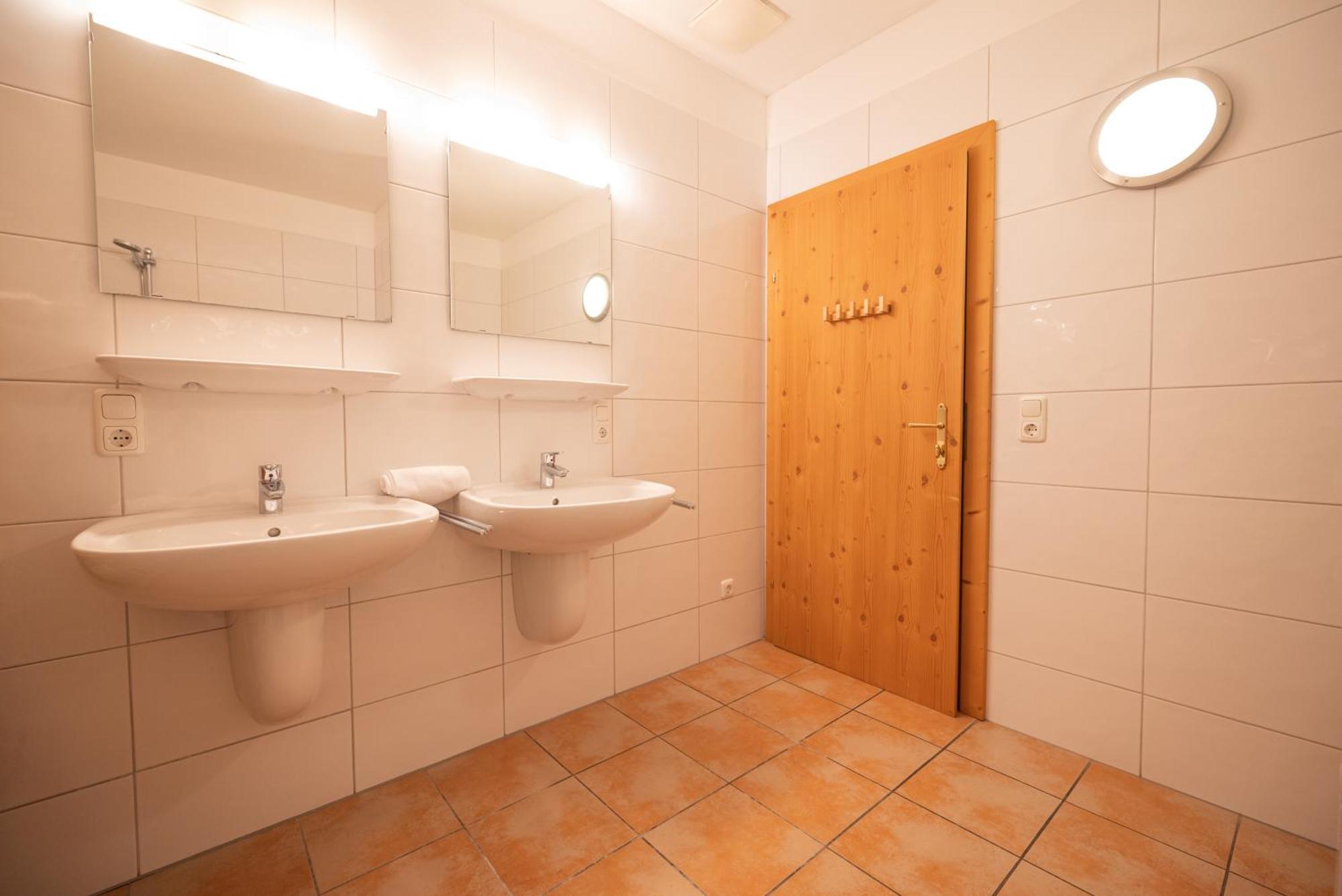 קפרון All Seasons Lodge By All In One Apartments מראה חיצוני תמונה